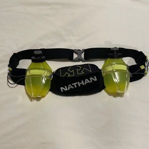 Nathan Trail Mix hydration belt